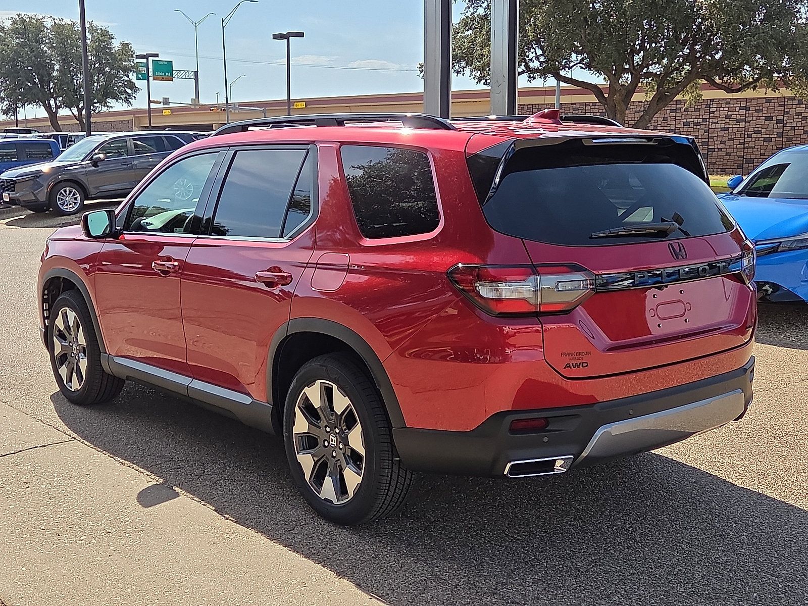 New 2026 Honda Pilot Elite image 3