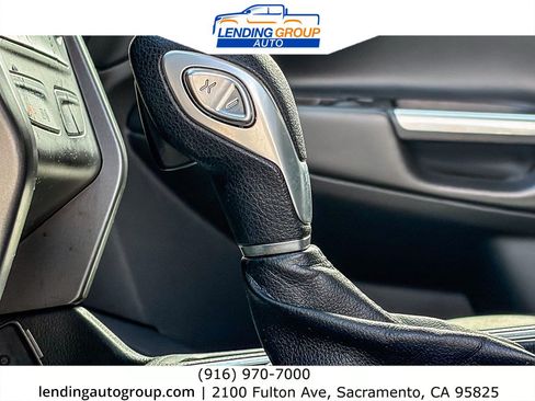 Used 2018 Ford Escape SE w/ SE Sync 3 Package AWD/4WD image 21