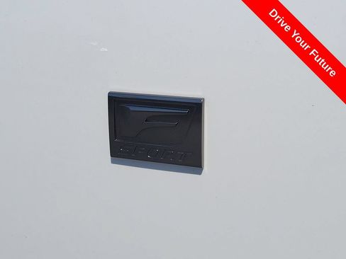 Used 2024 Lexus IS 350 F Sport RWD image 31