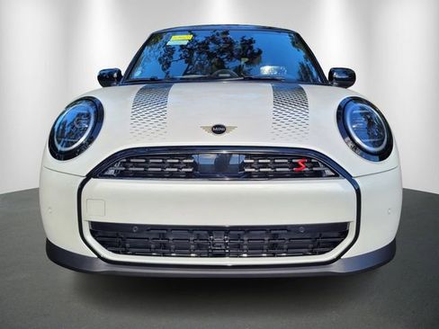 New 2026 MINI Cooper S image 2