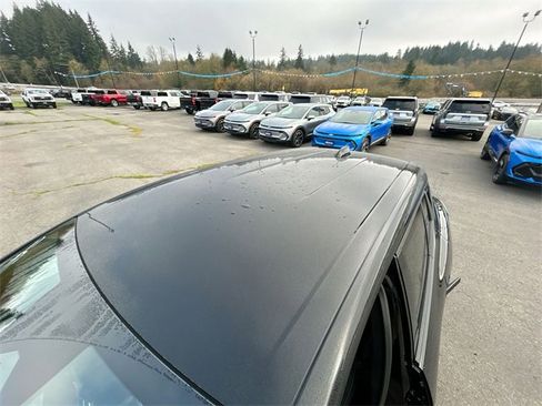 New 2026 Chevrolet Equinox EV LT image 19