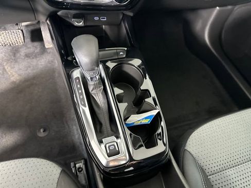 Used 2025 Chevrolet Trax LT w/ Driver Confidence Package image 20