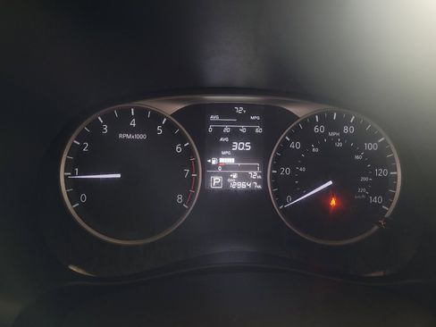 Used 2019 Nissan Kicks S FWD image 23