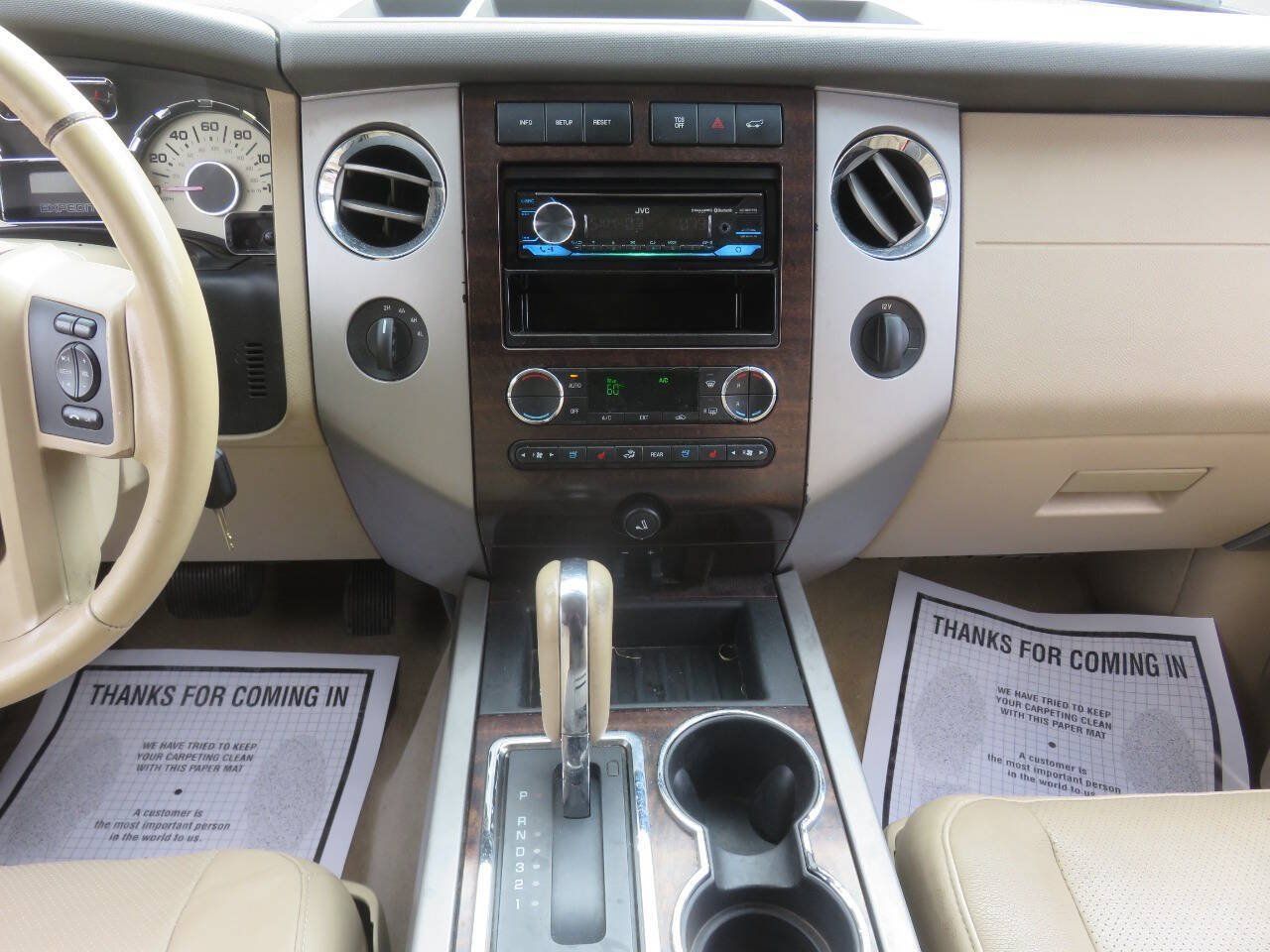 Used 2014 Ford Expedition EL XLT w/ Equipment Group 202A AWD/4WD image 16