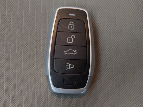 Used 2019 Hyundai Tucson SEL w/ Cargo Package FWD image 32