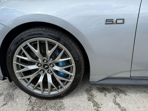 Used 2024 Ford Mustang GT Premium RWD image 9