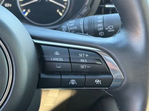 Used 2024 MAZDA MAZDA3 Hatchback w/Premium Plus Pkg image 19