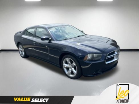 Used 2012 Dodge Charger SXT w/ Rallye Appearance Group RWD image 1