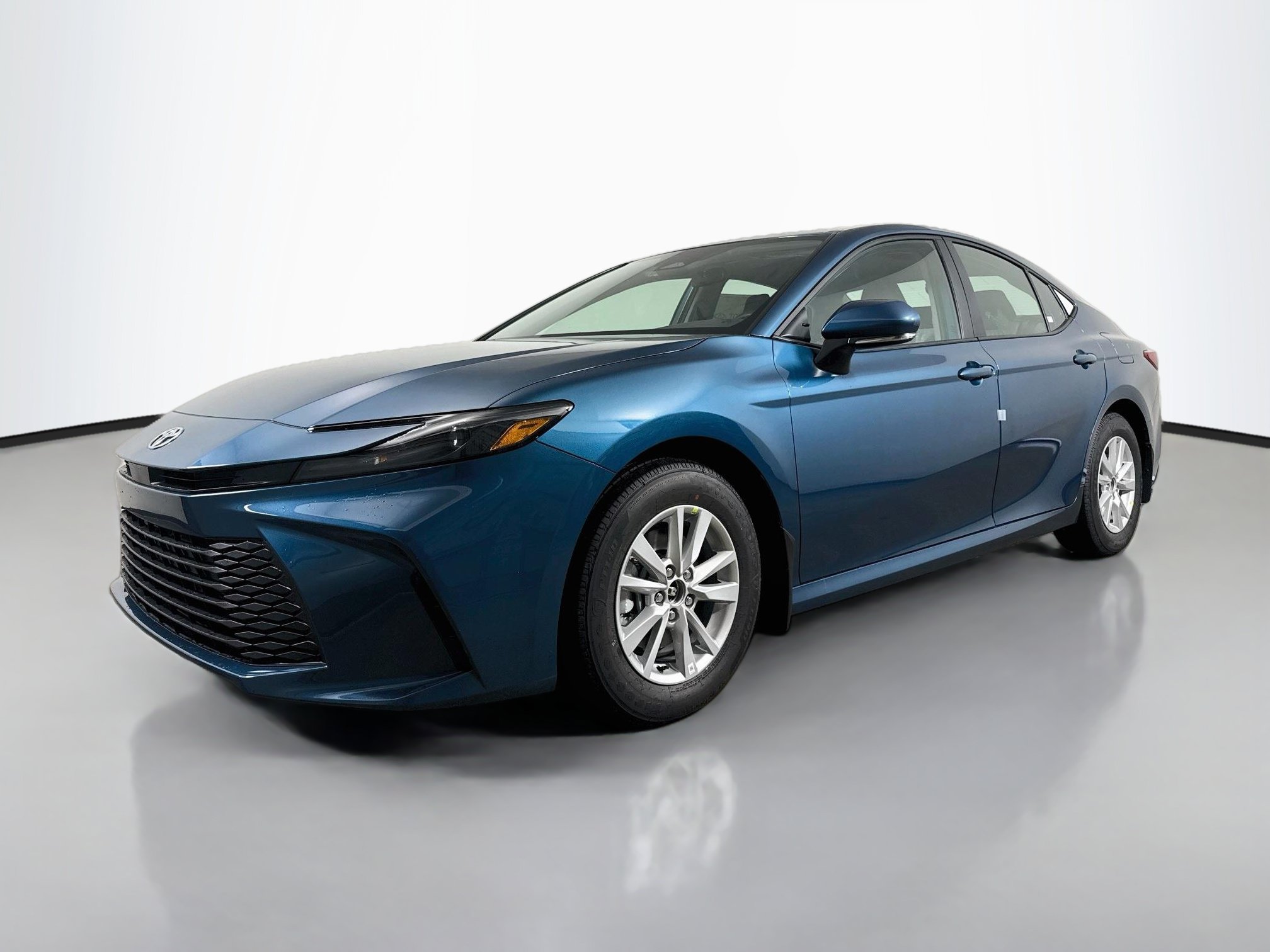 New 2026 Toyota Camry LE FWD image 3