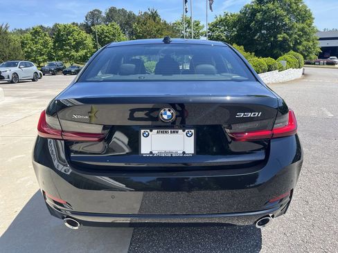 New 2026 BMW 330i xDrive Sedan w/ Premium Package AWD/4WD image 12
