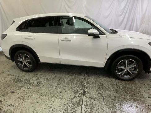 Certified 2025 Honda HR-V EX-L image 5