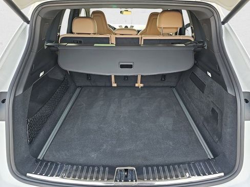 Used 2023 Porsche Cayenne image 12