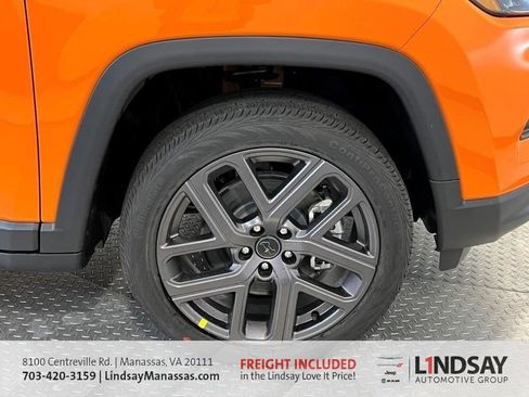 New 2026 Jeep Compass Latitude image 9