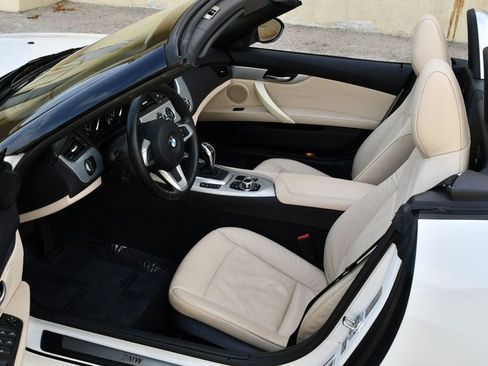 Used 2012 BMW Z4 sDrive35i RWD image 60