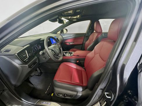 Used 2024 Lexus NX 250 FWD w/ Premium Package image 13