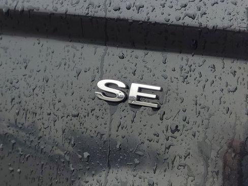 Used 2010 Ford Fusion SE image 5