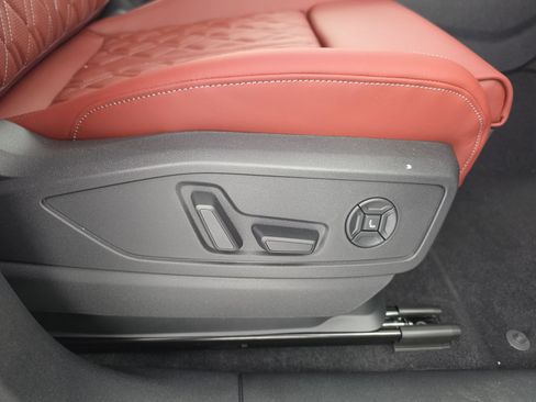New 2026 Audi SQ5 Prestige AWD/4WD image 43