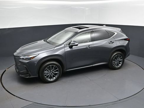 New 2026 Lexus NX 350 AWD image 31