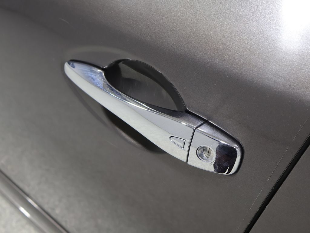 Used 2014 Nissan Altima 2.5 SL w/ Moonroof Package FWD image 21