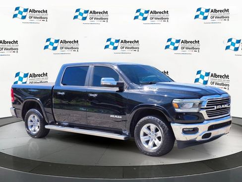 Used 2022 RAM 1500 Laramie AWD/4WD image 7