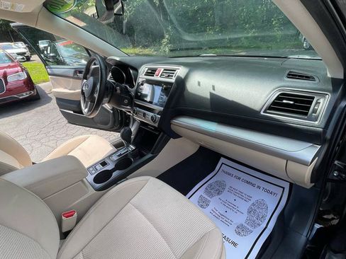 Used 2016 Subaru Outback 2.5i Premium AWD/4WD image 28