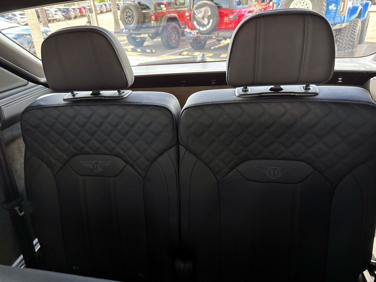 Used 2022 Bentley Bentayga Speed AWD/4WD image 11