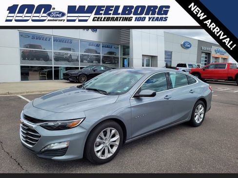Used 2024 Chevrolet Malibu LT FWD image 1