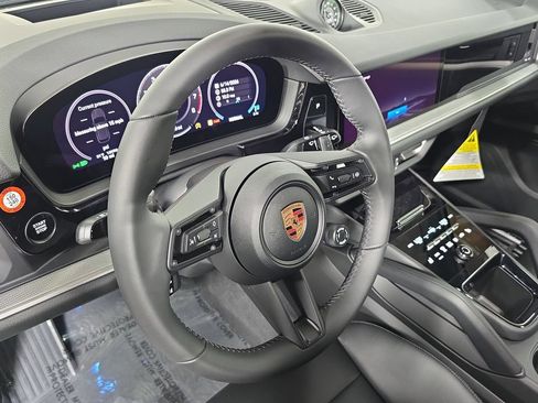 New 2026 Porsche Cayenne S AWD/4WD image 4