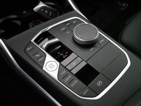 Used 2024 BMW 330i xDrive Sedan image 24