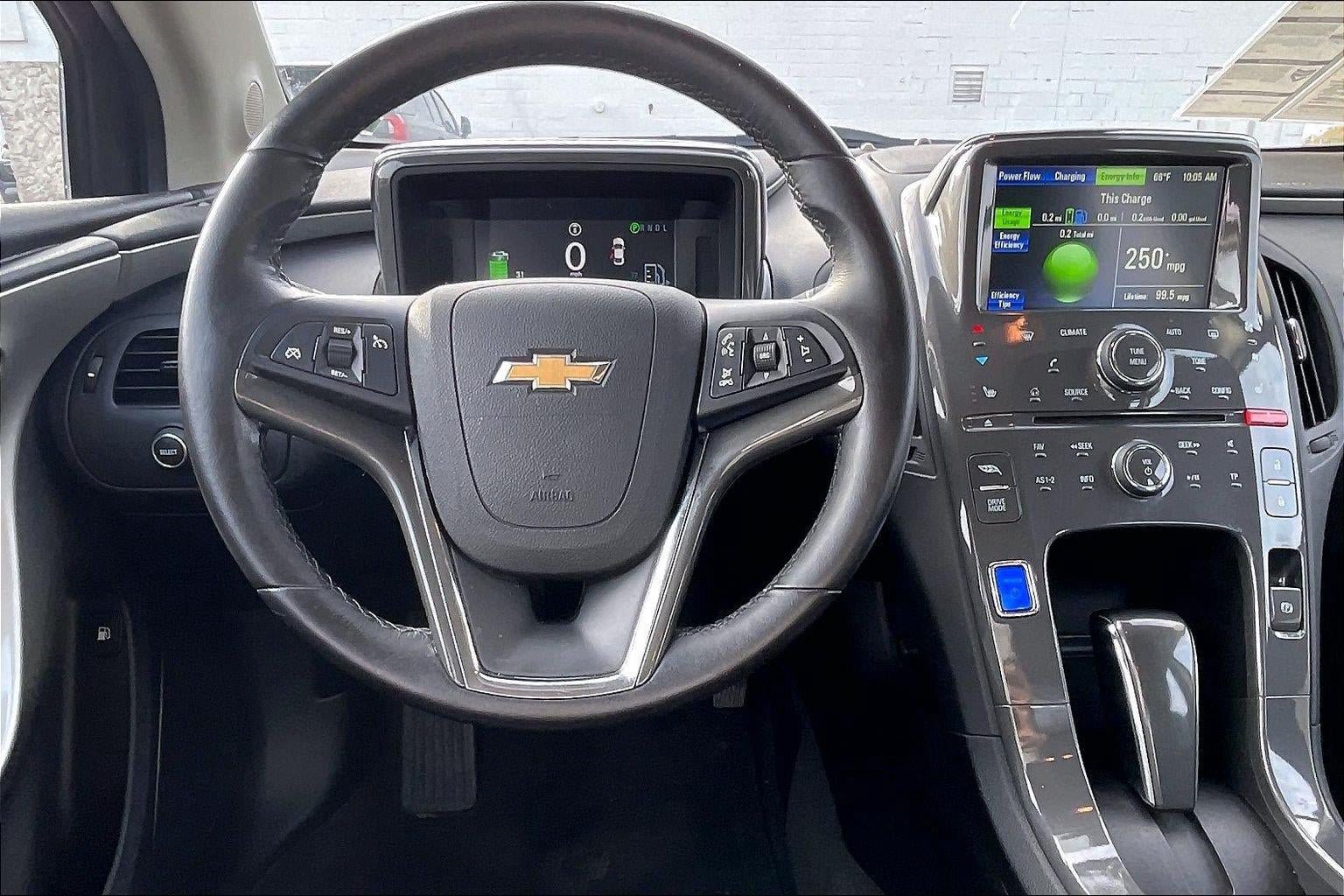 Used 2015 Chevrolet Volt FWD image 5