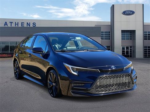 Used 2023 Toyota Corolla XSE image 1