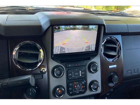 Used 2014 Ford F250 Lariat w/ Lariat Ultimate Package image 21