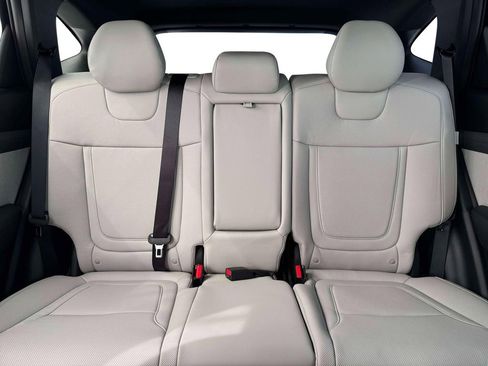 New 2026 Hyundai Tucson Limited AWD/4WD image 16