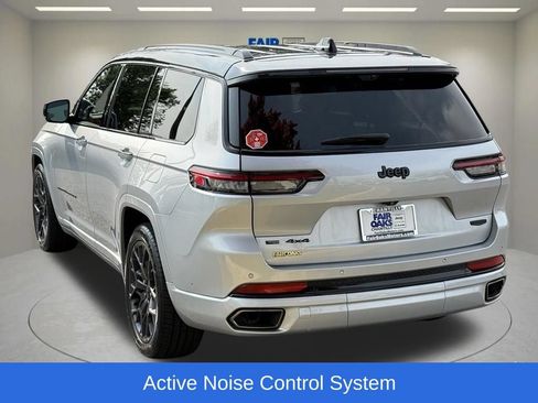 Certified 2023 Jeep Grand Cherokee L Summit AWD/4WD image 10