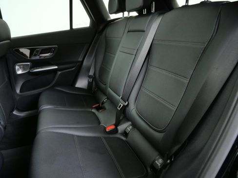 Certified 2026 Mercedes-Benz GLC 300 4MATIC image 9