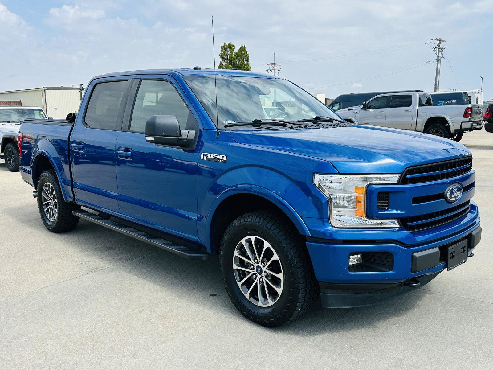 Used 2018 Ford F150 XLT w/ Equipment Group 302A Luxury AWD/4WD image 2