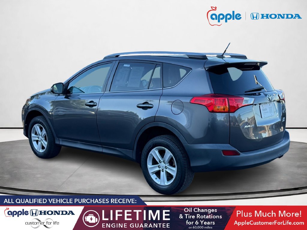 Used 2014 Toyota RAV4 XLE AWD/4WD image 4