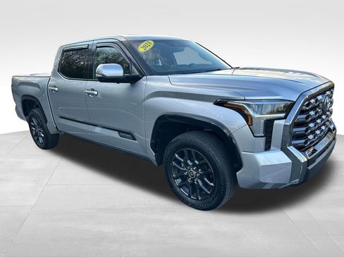 Used 2023 Toyota Tundra Platinum AWD/4WD image 7