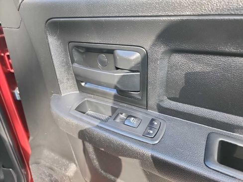 Used 2018 RAM 2500 Tradesman w/ Chrome Appearance Group AWD/4WD image 37