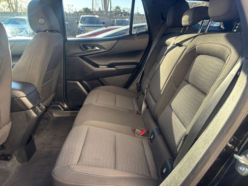 Used 2025 Chevrolet Equinox LT image 25