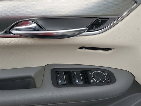 Used 2020 Cadillac XT5 Premium Luxury w/ LPO, Floor Liner Package image 16