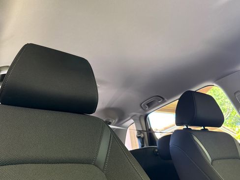 Used 2025 Honda CR-V LX image 21