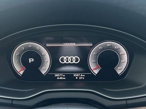 Used 2023 Audi Q5 2.0T Premium Plus w/ Premium Plus Package image 8