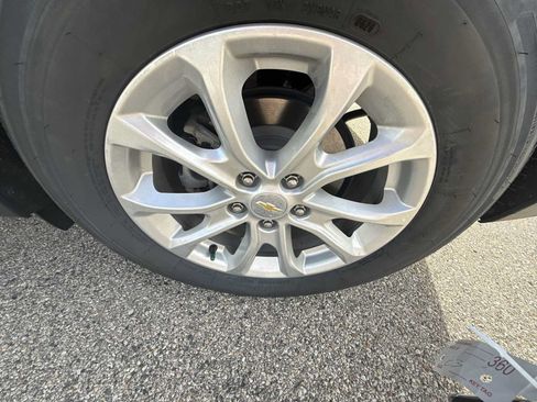 Certified 2018 Chevrolet Equinox LT AWD/4WD image 31