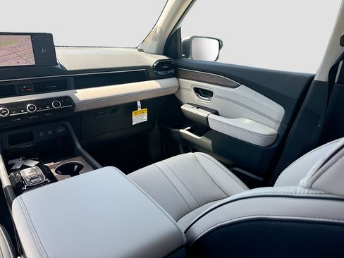 New 2026 Honda Pilot Elite image 19