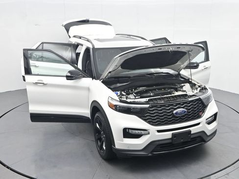 Certified 2023 Ford Explorer ST w/ Equipment Group 401A AWD/4WD image 40
