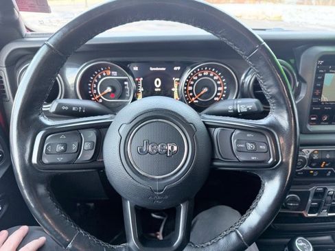 Certified 2020 Jeep Gladiator Sport image 13