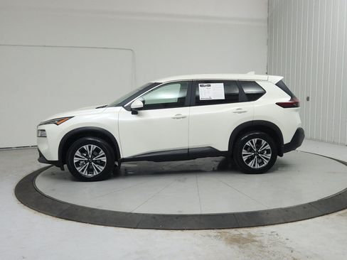 Used 2023 Nissan Rogue SV FWD image 5