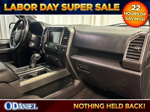 Used 2017 Ford F150 XLT w/ Equipment Group 302A Luxury AWD/4WD image 23