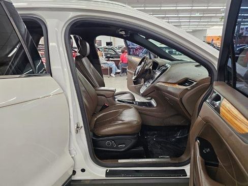 Used 2015 Lincoln MKC AWD w/ Equipment Group 102A Reserve image 31